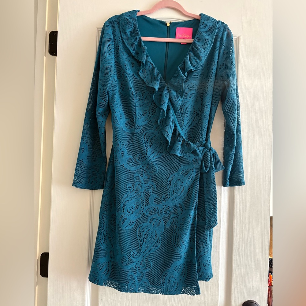 EUC Lilly Pulitzer Tiki Wrap Romper